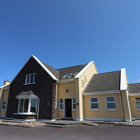 The Old Pier Guest Accommodation, Bed Only, No Breakfast Ballydavid ภายนอก รูปภาพ